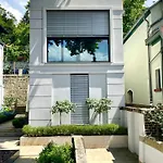 Atelierhaus In Loschwitz * 드레스덴